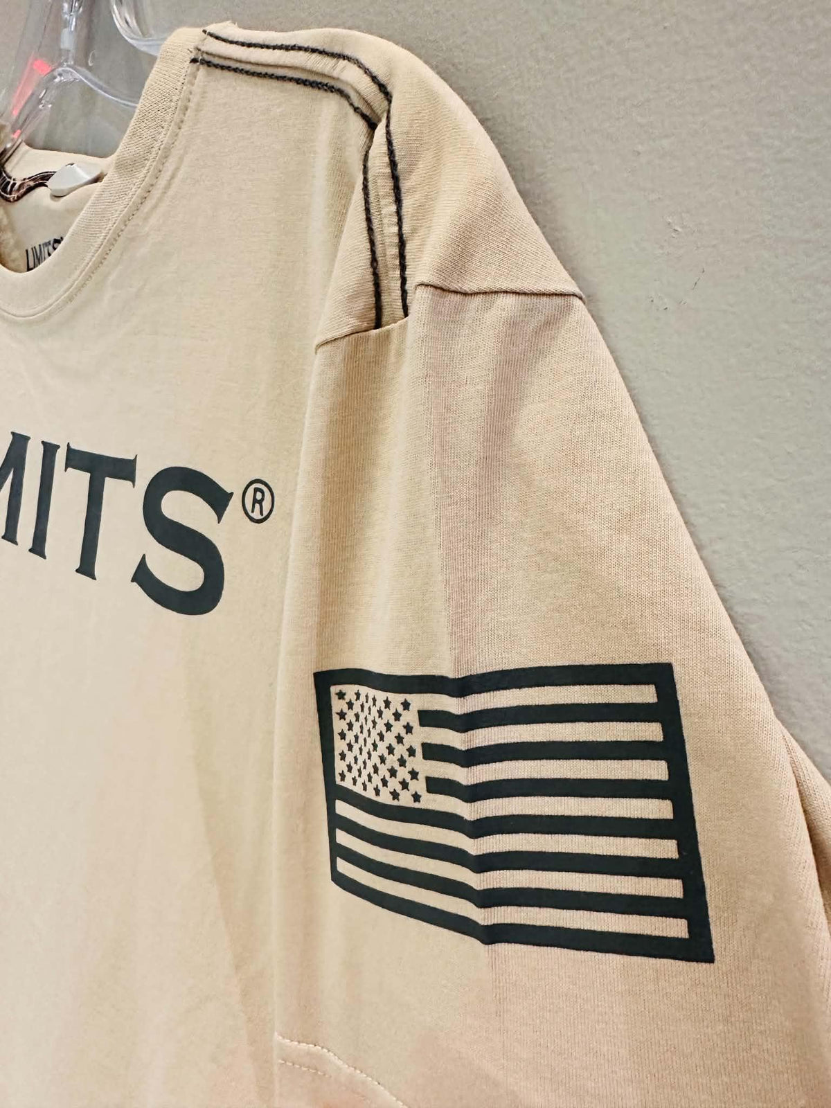 Limits Signature Duck Tee - Peyote