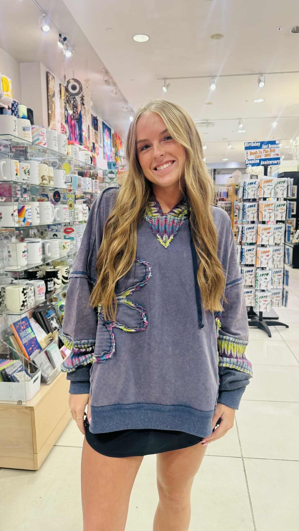 Daisy Front Patch Blueberry Sweatshirt