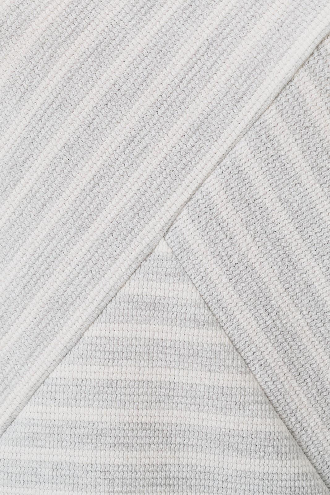 Crew Neck Sleeveless Diagonal Panel Stripe Top