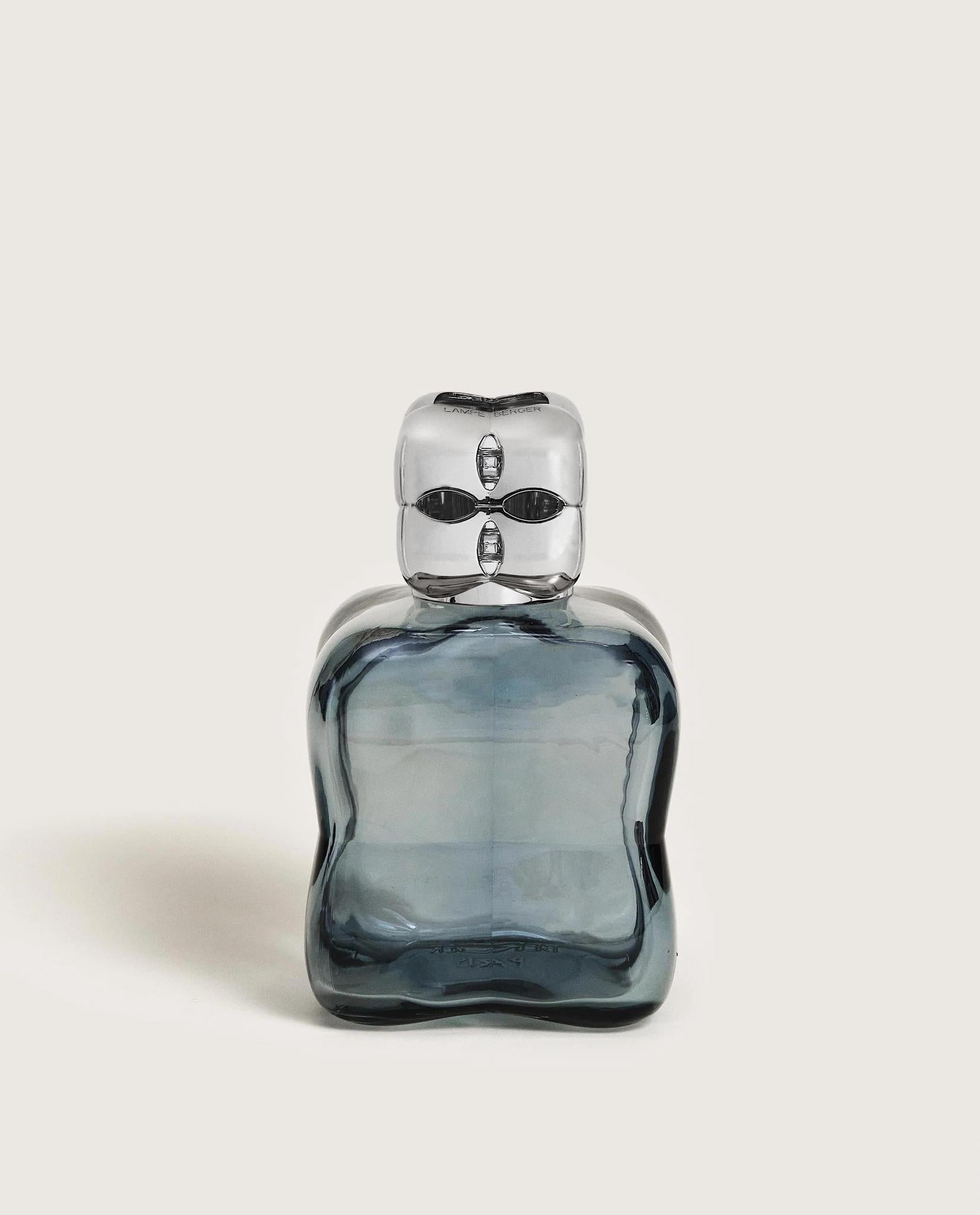 Cozy Steel Blue Fragrance Lamp Gift Set with Ocean Breeze