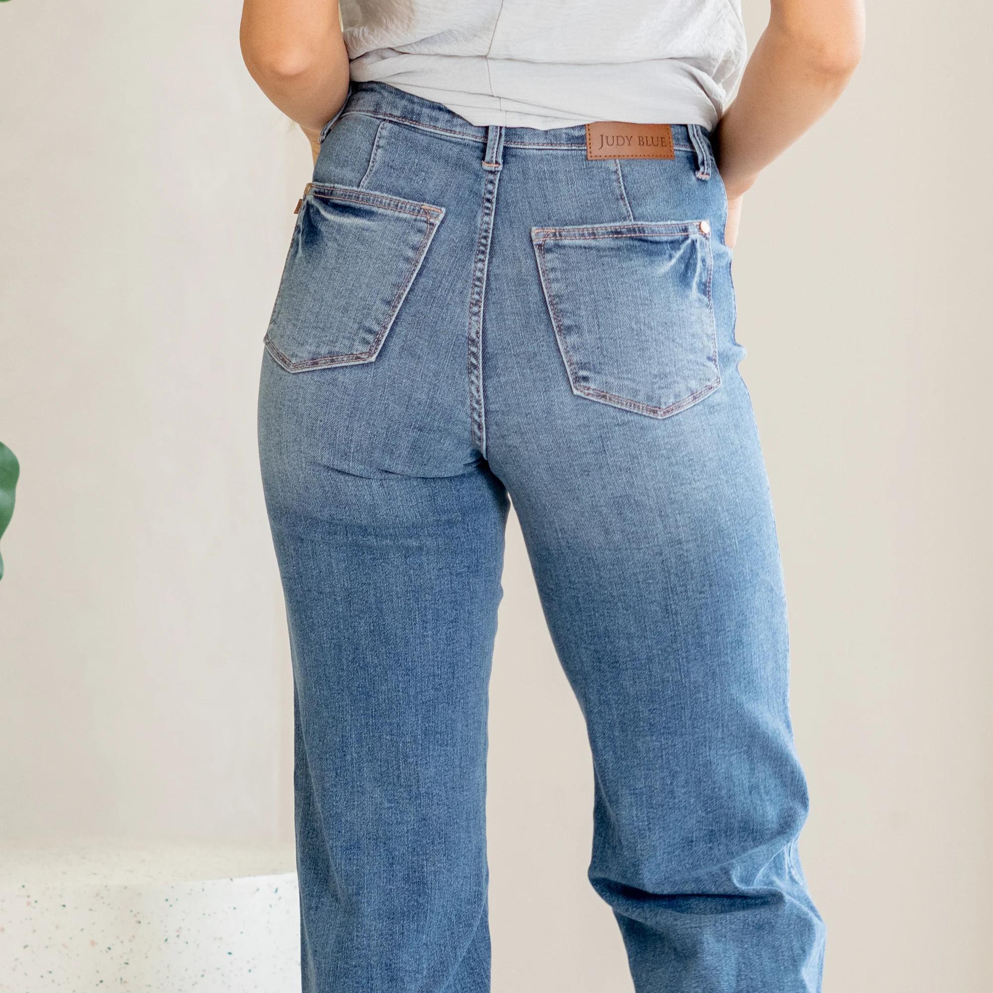 Judy Blue HW Contrast Thread Straight Jeans