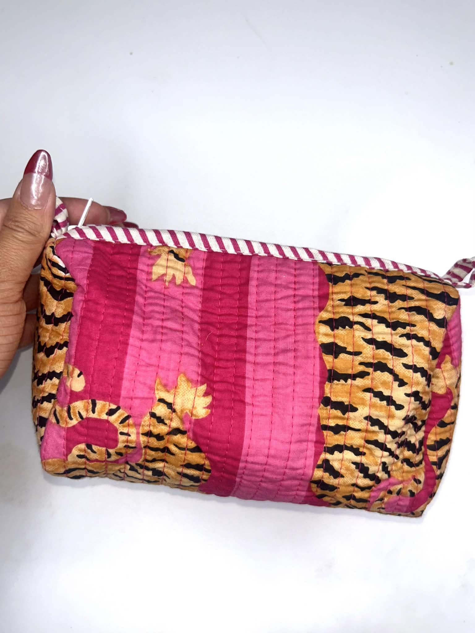 Tiger Quilted Make-Up Set of 3 Nested Bags