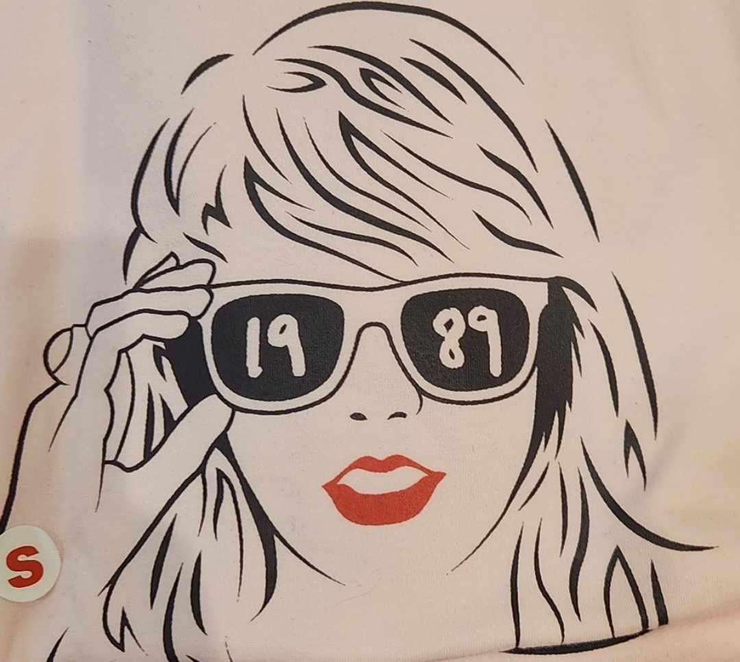 Swift Sunglasses Tee