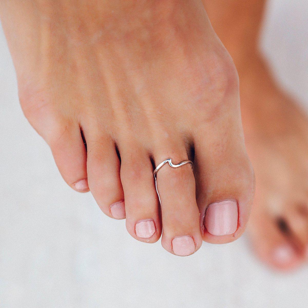 Silver Wave Toe Ring
