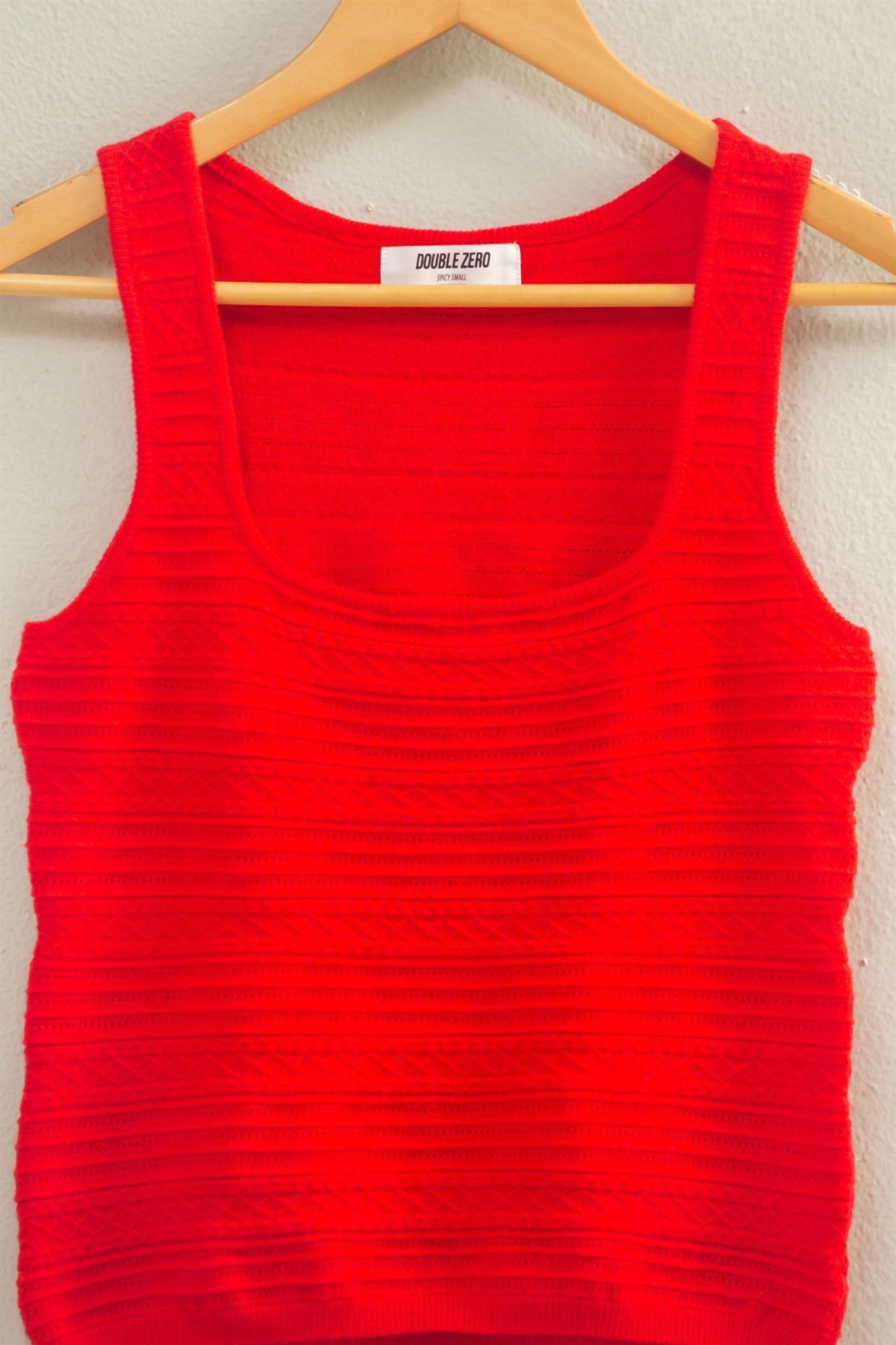 Red Textured Sleeveless Scoop Neck Knit Top