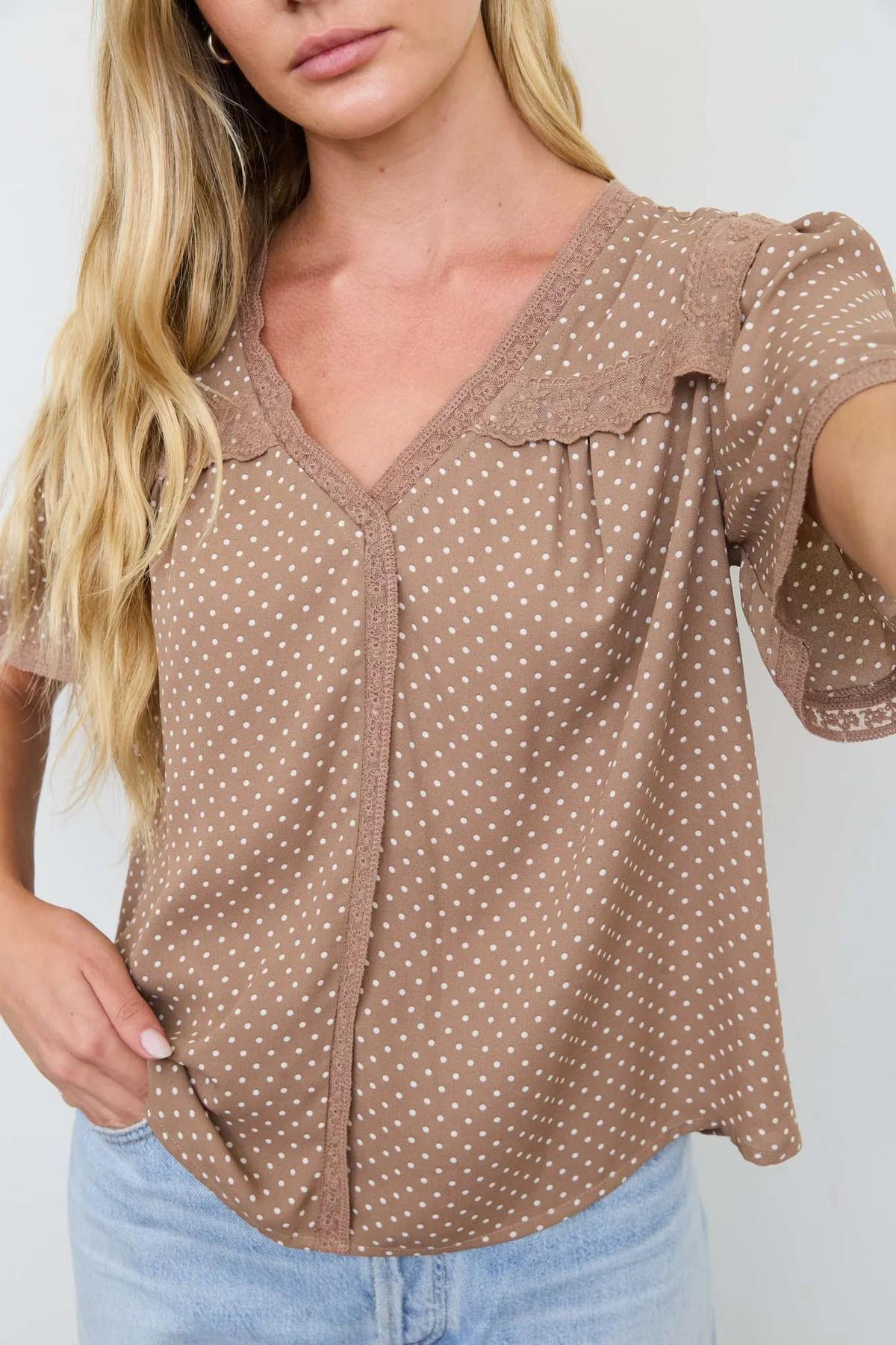 LIGHT BROWN POLKA DOT LACE SQUARE COLLAR SHORT SLEEVE BLOUSE