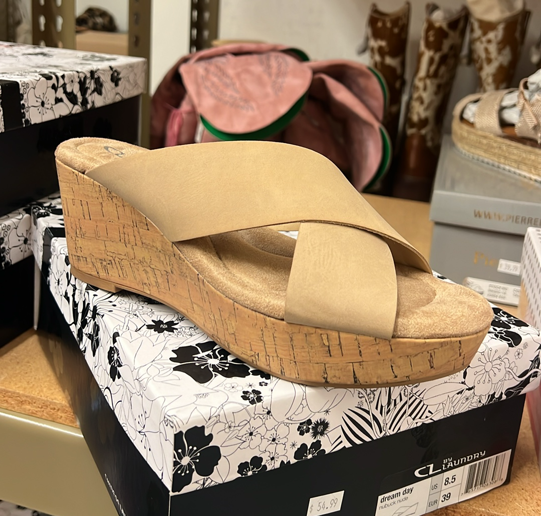 Dream Day Wedges
