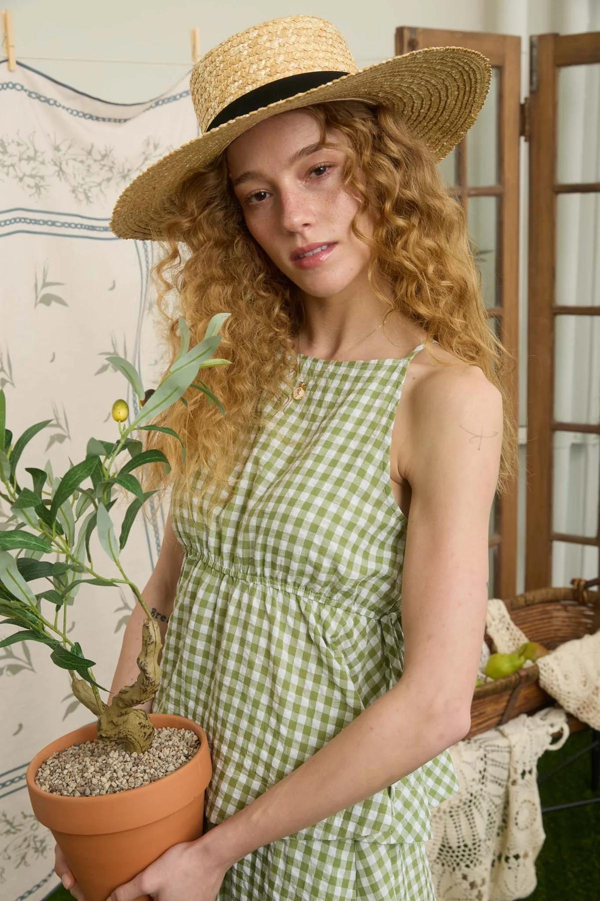 GINGHAM SLEEVELESS SIDE TIE BABYDOLL TOP