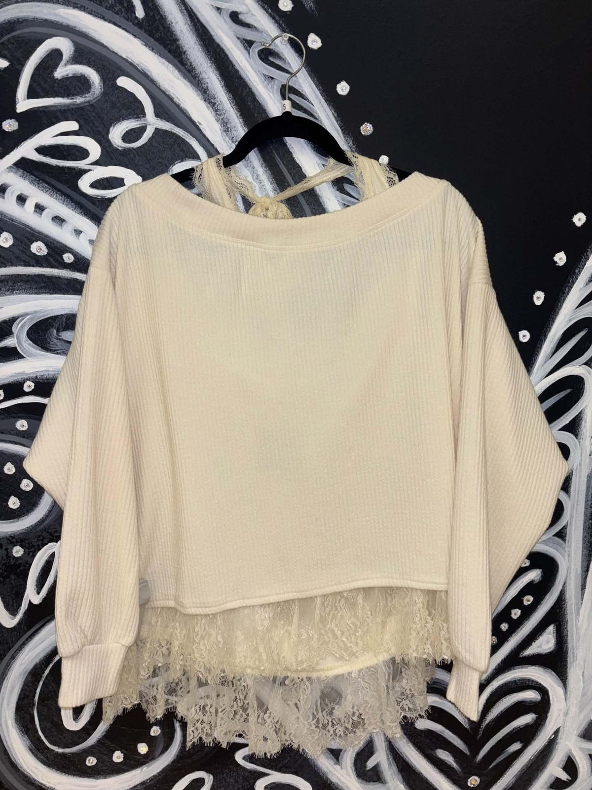 CREAM LAYERED HALTER LACE NECK OFF-SHOULDER KNIT TOP